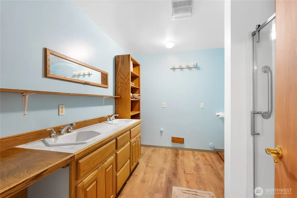 3960 Hoff Road Bellingham WA 98225