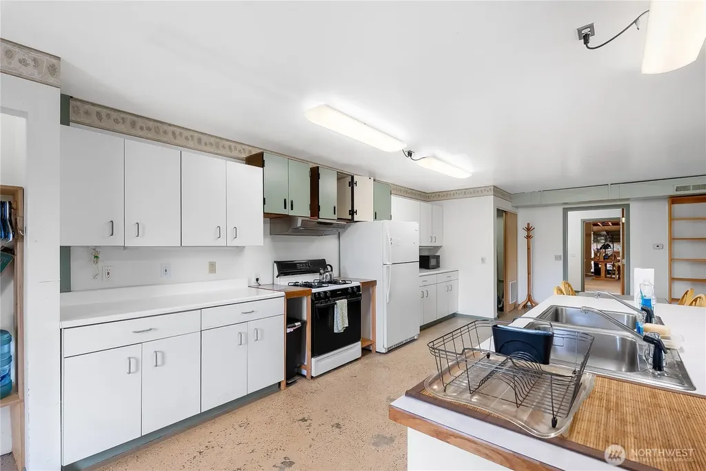 3960 Hoff Road Bellingham WA 98225