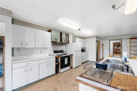 3960 Hoff Road Bellingham WA 98225