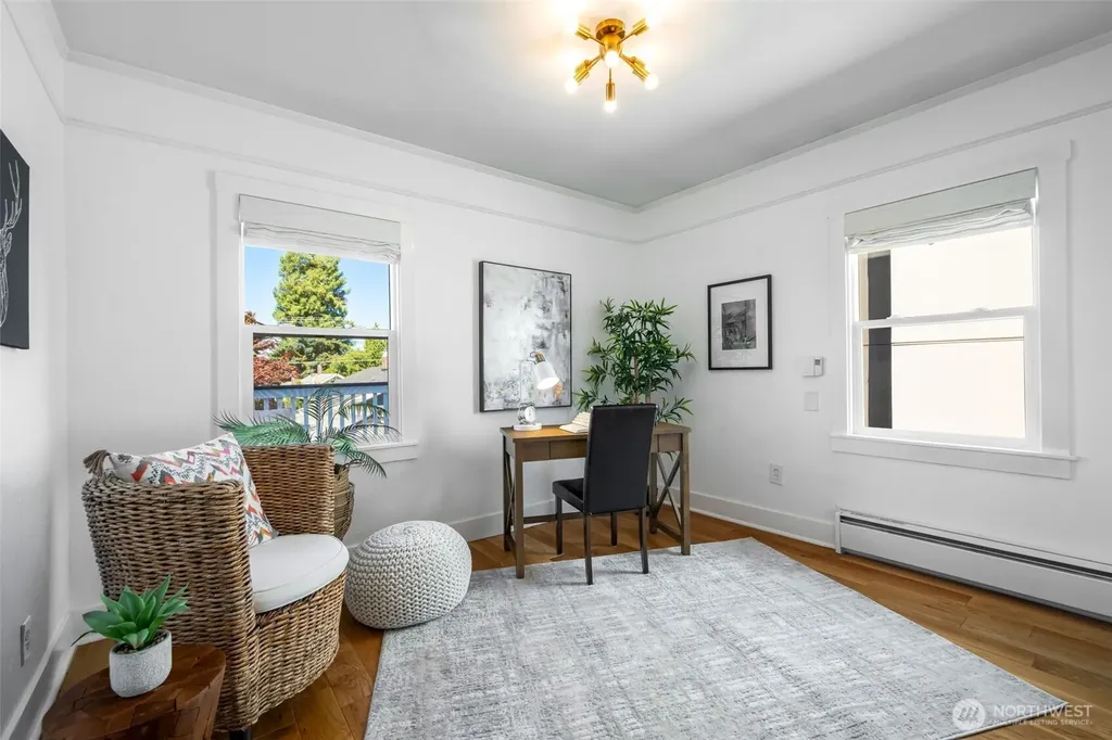 6525 3rd Avenue NW Seattle WA 98117