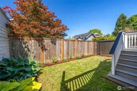 6525 3rd Avenue NW Seattle WA 98117