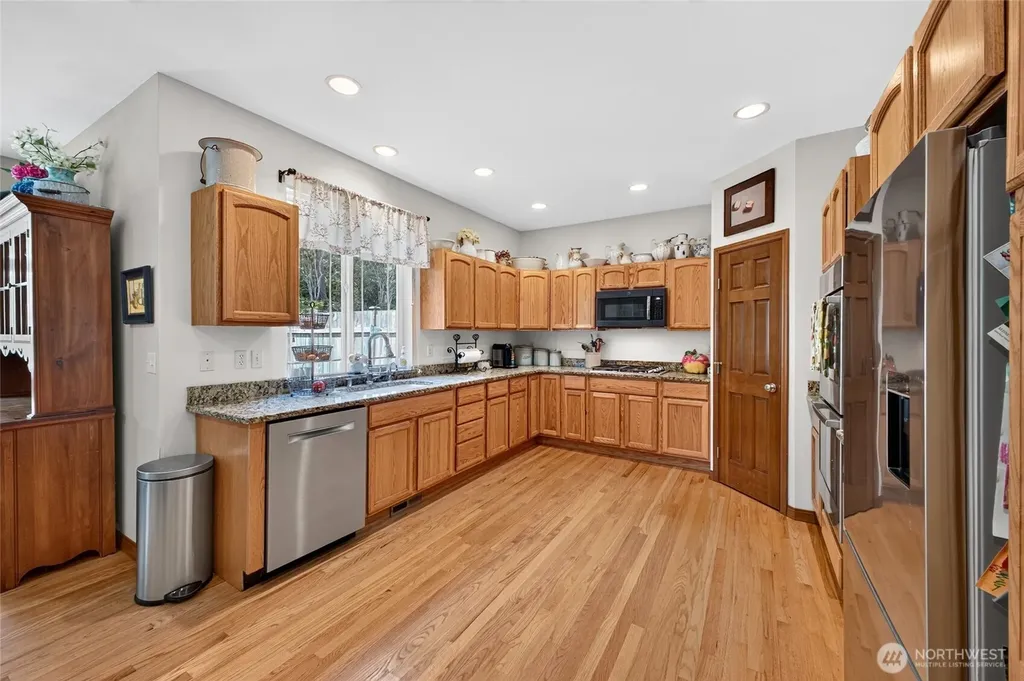 3881 Seabeck Hwy NW Bremerton WA 98312