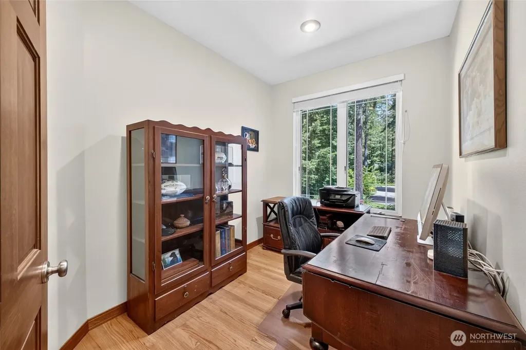 3881 Seabeck Hwy NW Bremerton WA 98312