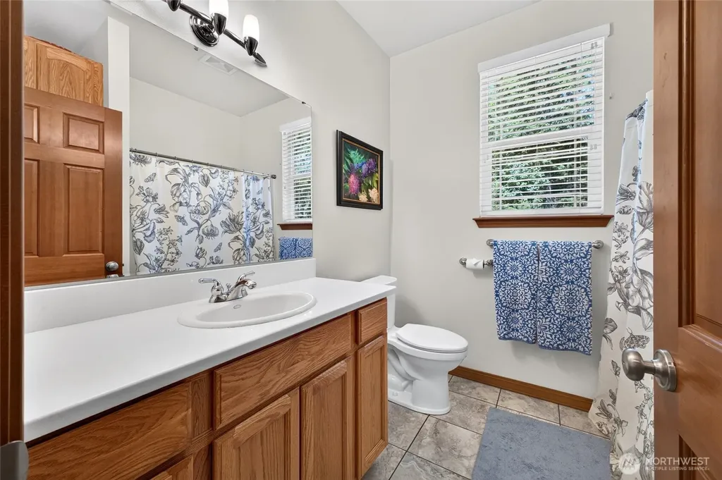 3881 Seabeck Hwy NW Bremerton WA 98312