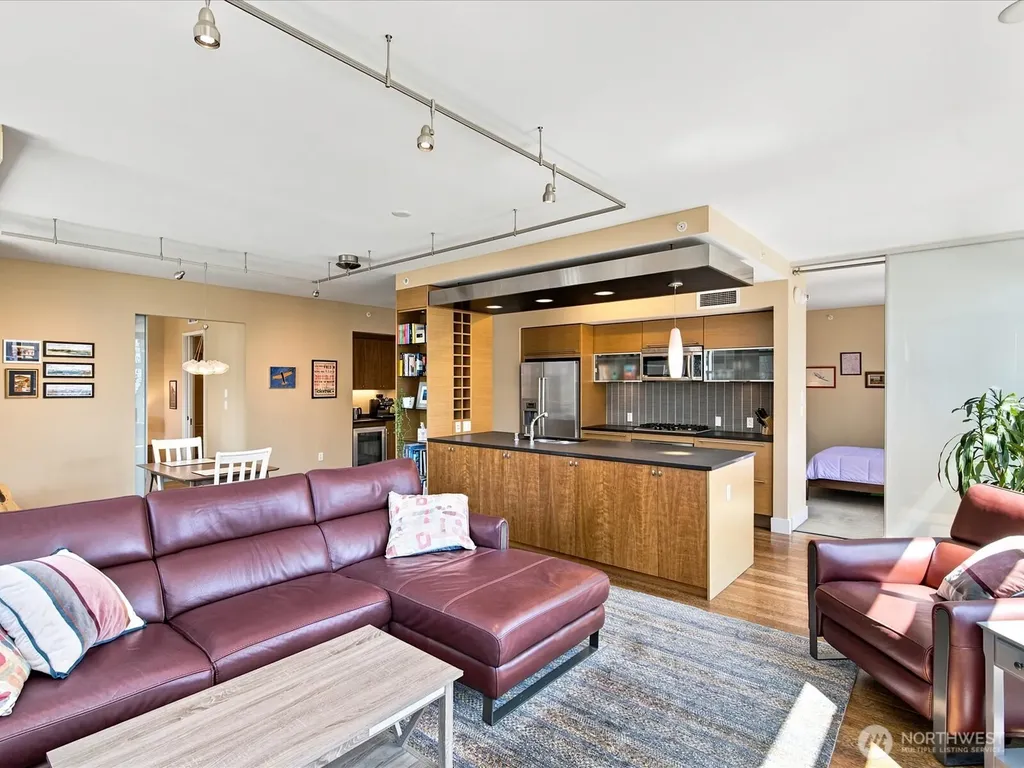 820 Blanchard Street Seattle WA 98121