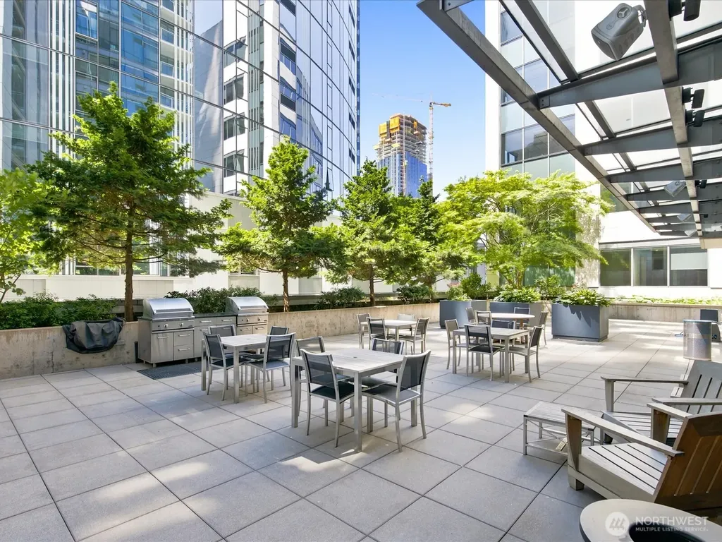 820 Blanchard Street Seattle WA 98121