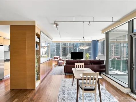 820 Blanchard Street Seattle WA 98121