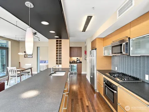 820 Blanchard Street Seattle WA 98121
