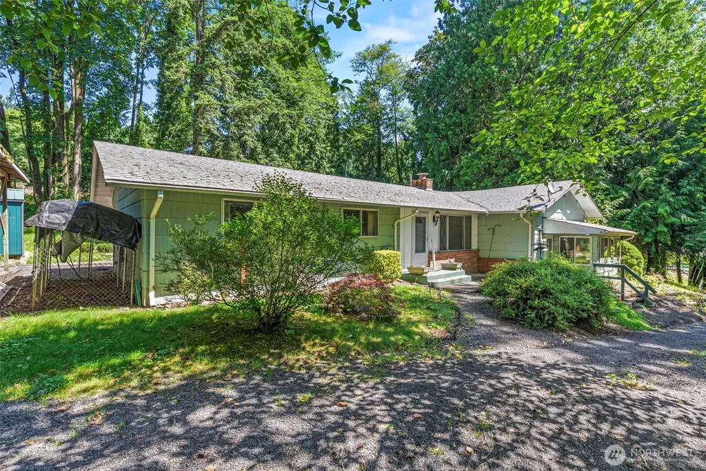 3739 Columbia Heights Road Longview WA 98632