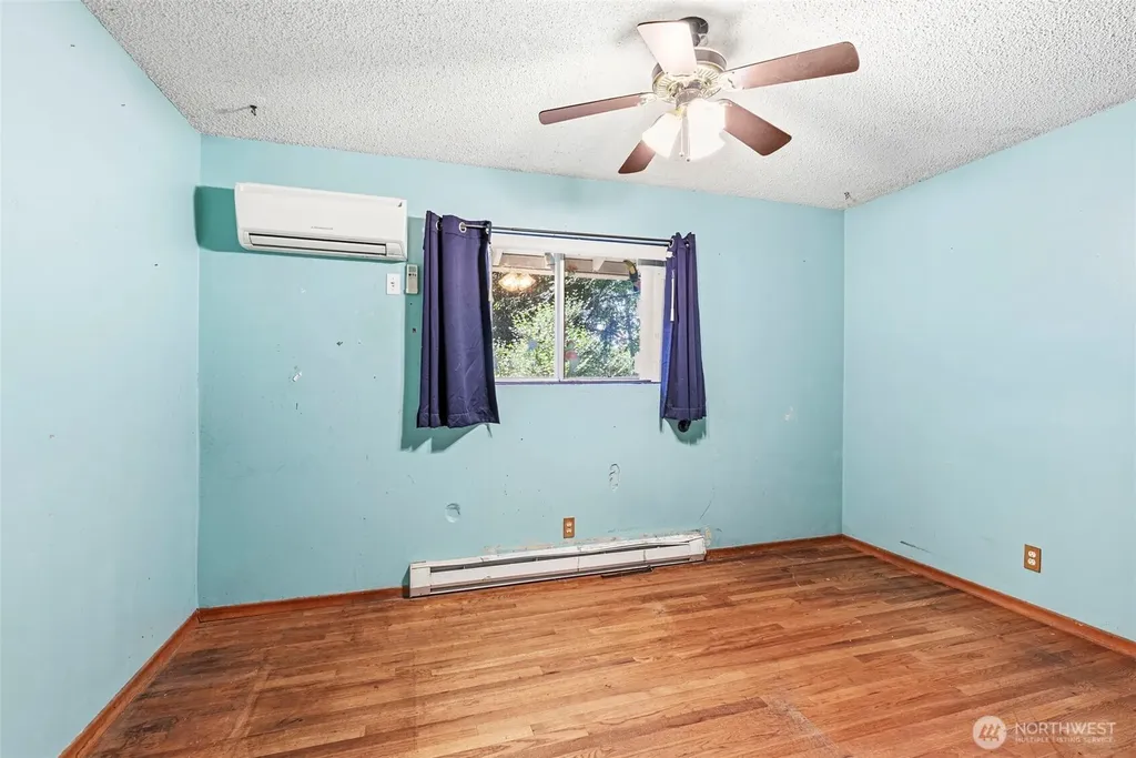 3739 Columbia Heights Road Longview WA 98632