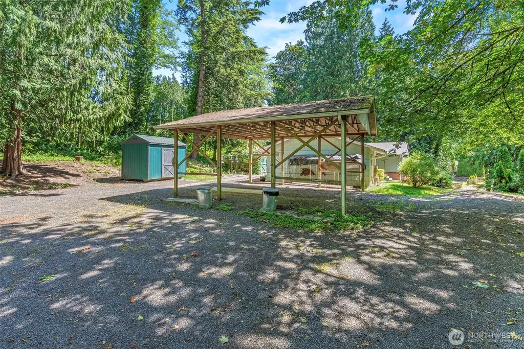 3739 Columbia Heights Road Longview WA 98632