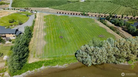 3 Stennes Drive Pateros WA 98846