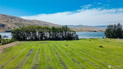 3 Stennes Drive Pateros WA 98846