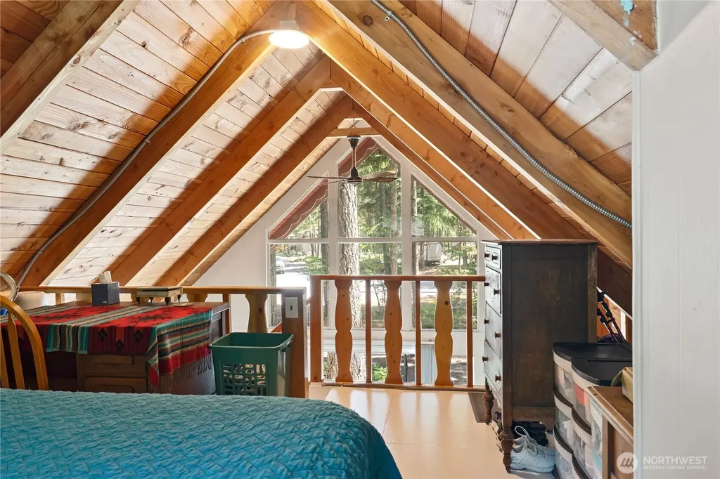 90 N Fircrest Place Hoodsport WA 98548