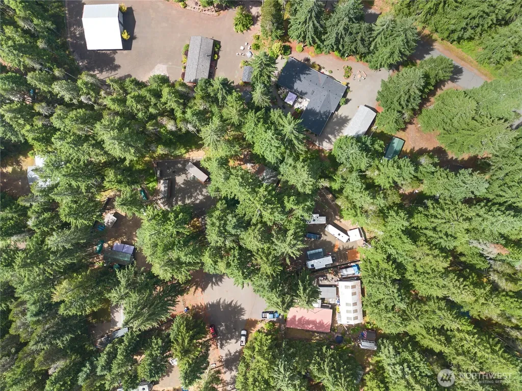 90 N Fircrest Place Hoodsport WA 98548
