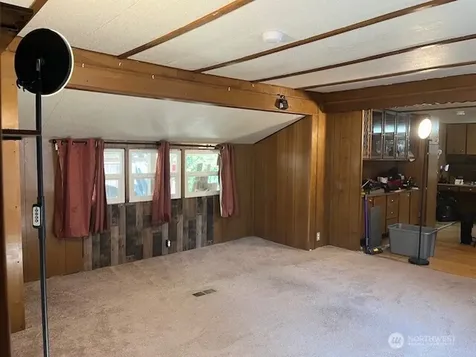 7614 NE Bothell Way Kenmore WA 98028