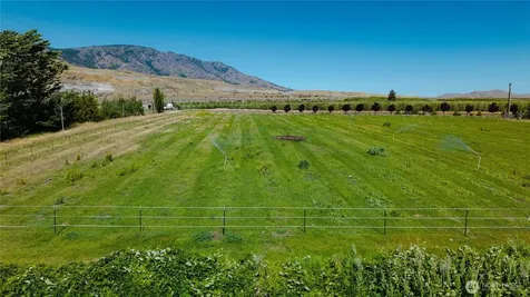 2 Stennes Drive Pateros WA 98846