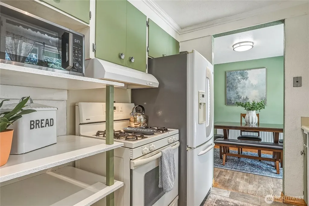 20818 77th Place W Edmonds WA 98026
