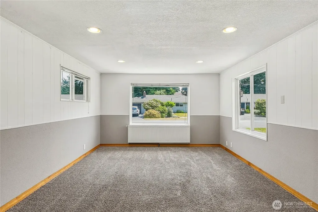 20818 77th Place W Edmonds WA 98026