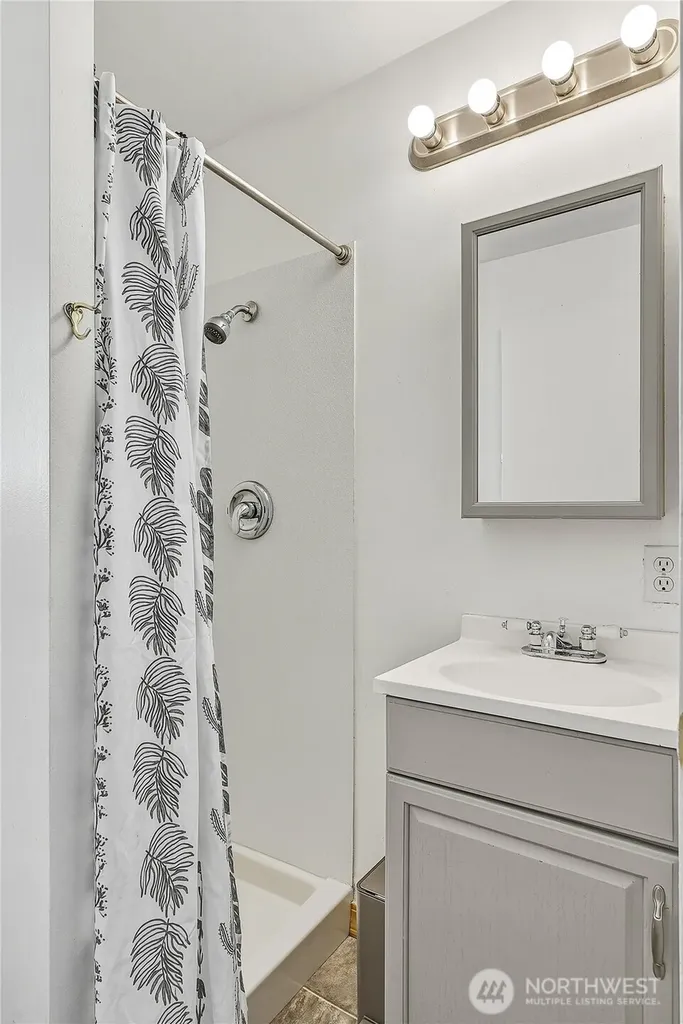 20818 77th Place W Edmonds WA 98026