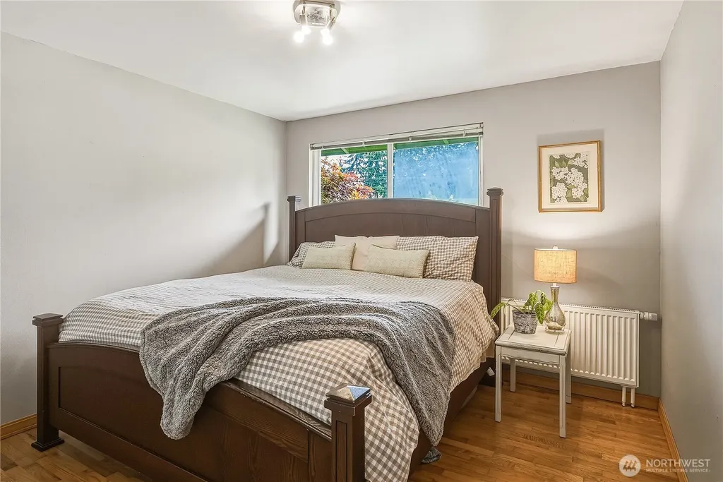 20818 77th Place W Edmonds WA 98026