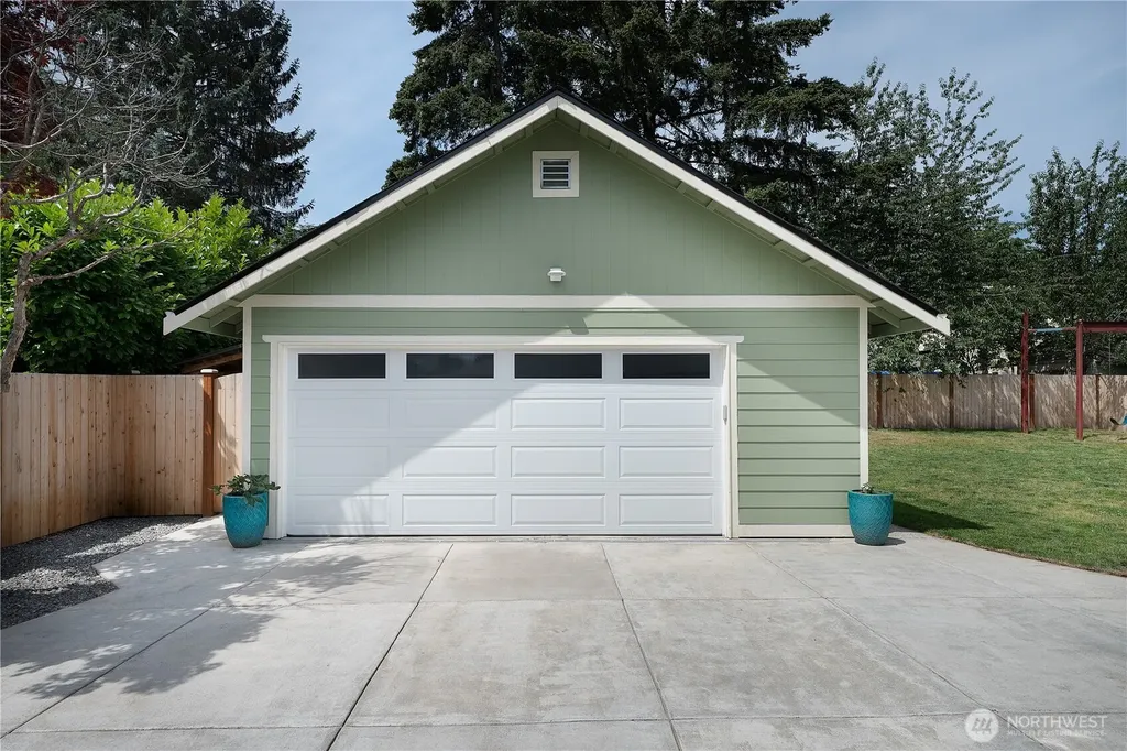 20818 77th Place W Edmonds WA 98026