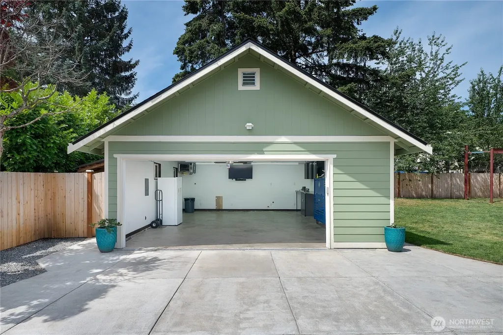 20818 77th Place W Edmonds WA 98026