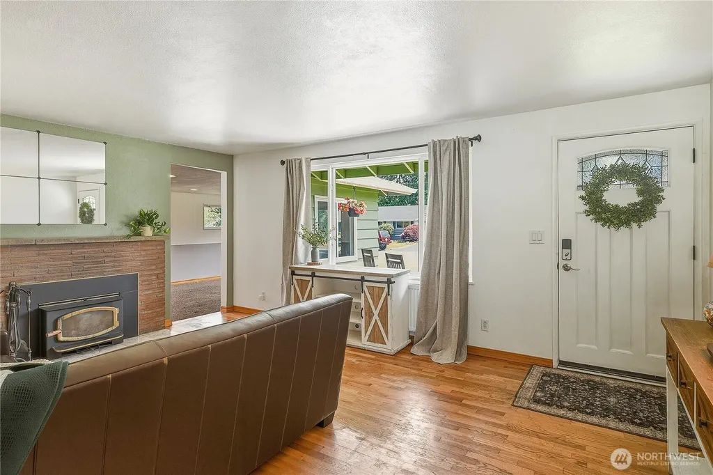 20818 77th Place W Edmonds WA 98026