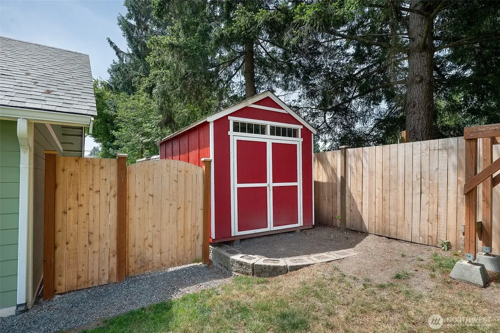 20818 77th Place W Edmonds WA 98026