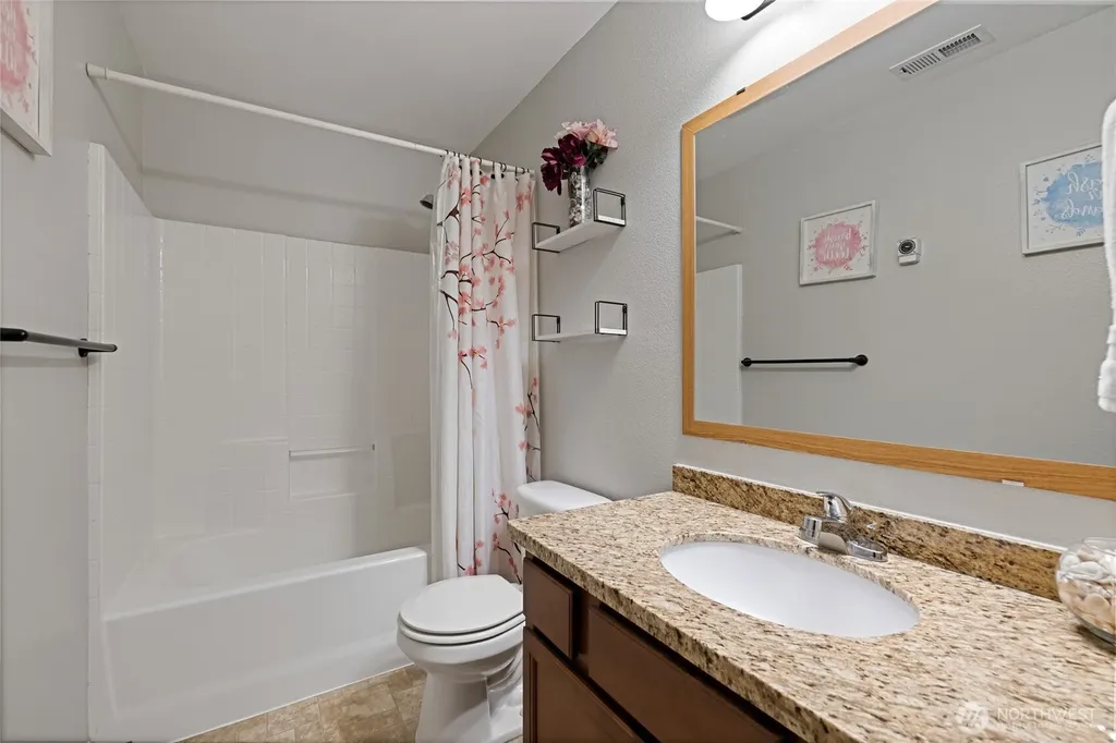 15512 Chad Drive SE Yelm WA 98597