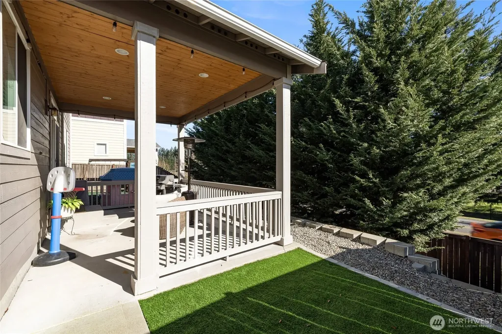 15512 Chad Drive SE Yelm WA 98597