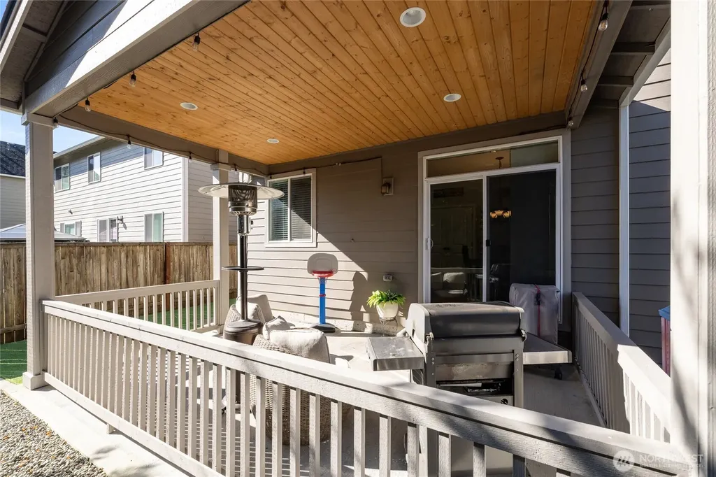 15512 Chad Drive SE Yelm WA 98597