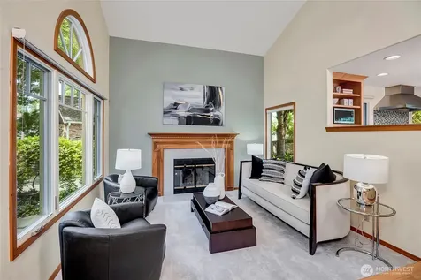 910 6th Place S Kirkland WA 98033
