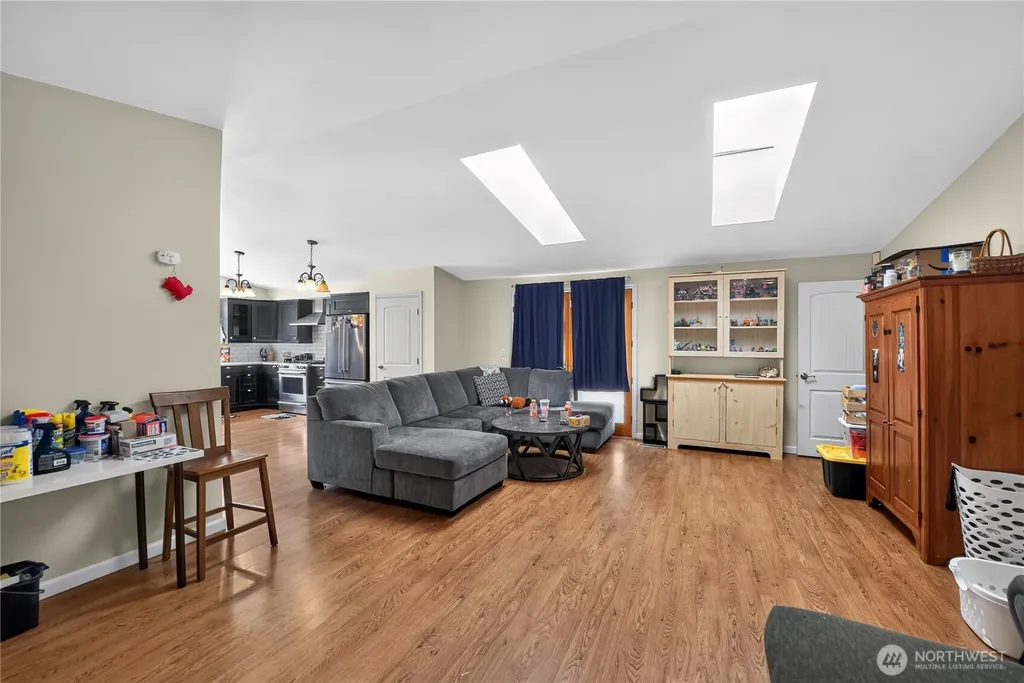 4722 Edgeworth Drive SE Olympia WA 98501