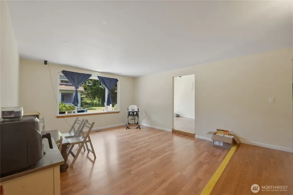 4722 Edgeworth Drive SE Olympia WA 98501