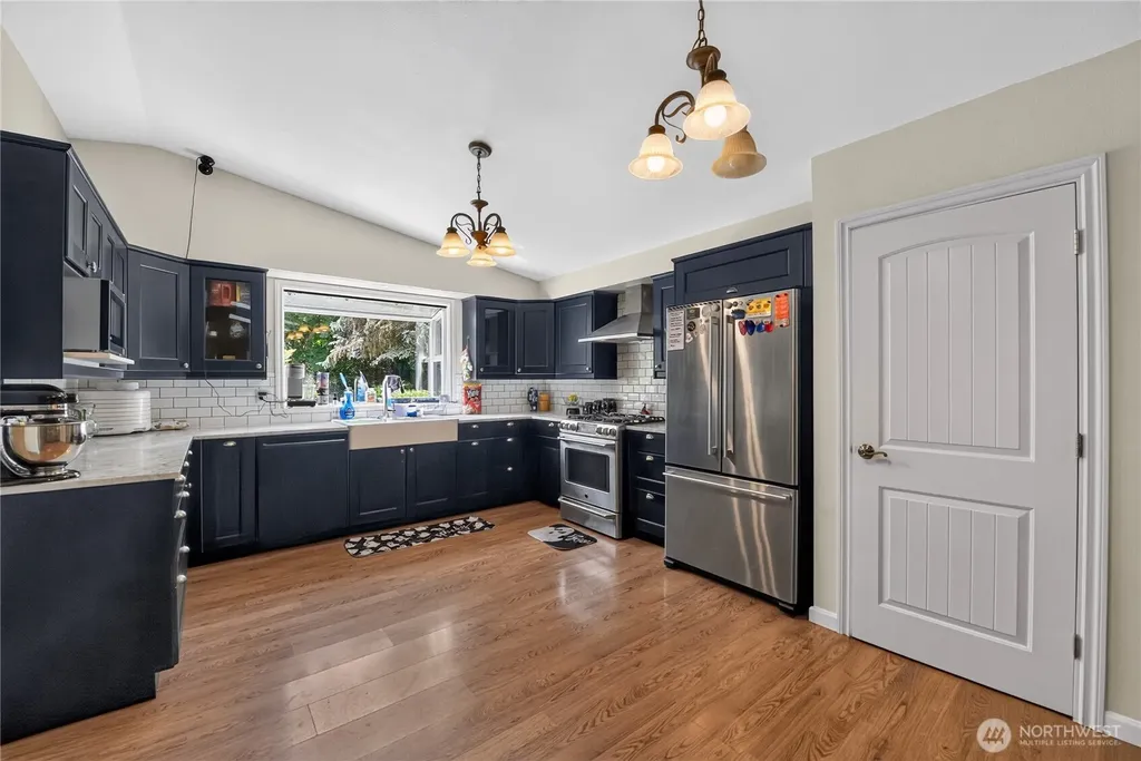 4722 Edgeworth Drive SE Olympia WA 98501