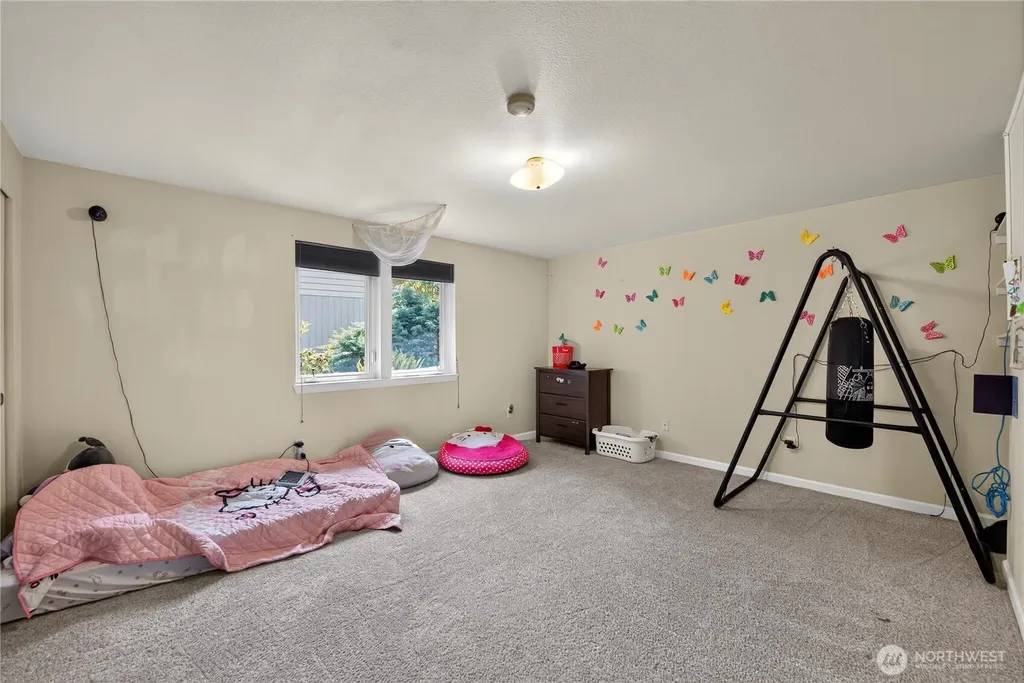 4722 Edgeworth Drive SE Olympia WA 98501