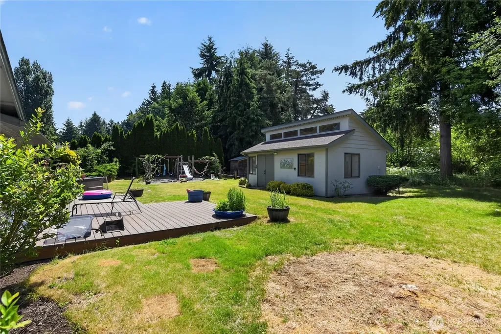 4722 Edgeworth Drive SE Olympia WA 98501