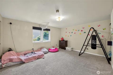 4722 Edgeworth Drive SE Olympia WA 98501