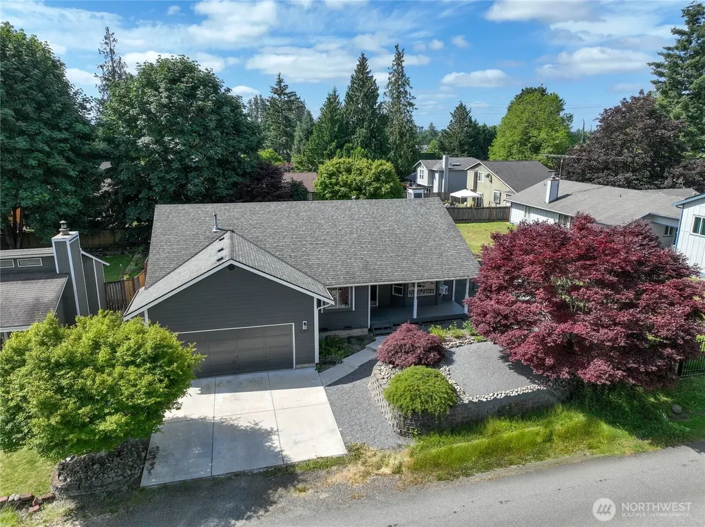 21815 SE 271st Street Maple Valley WA 98038