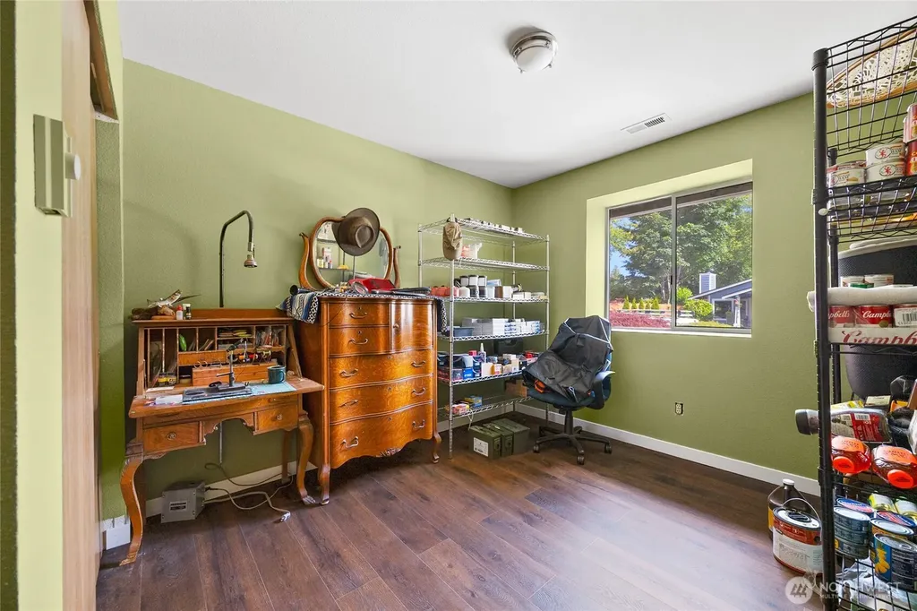21815 SE 271st Street Maple Valley WA 98038