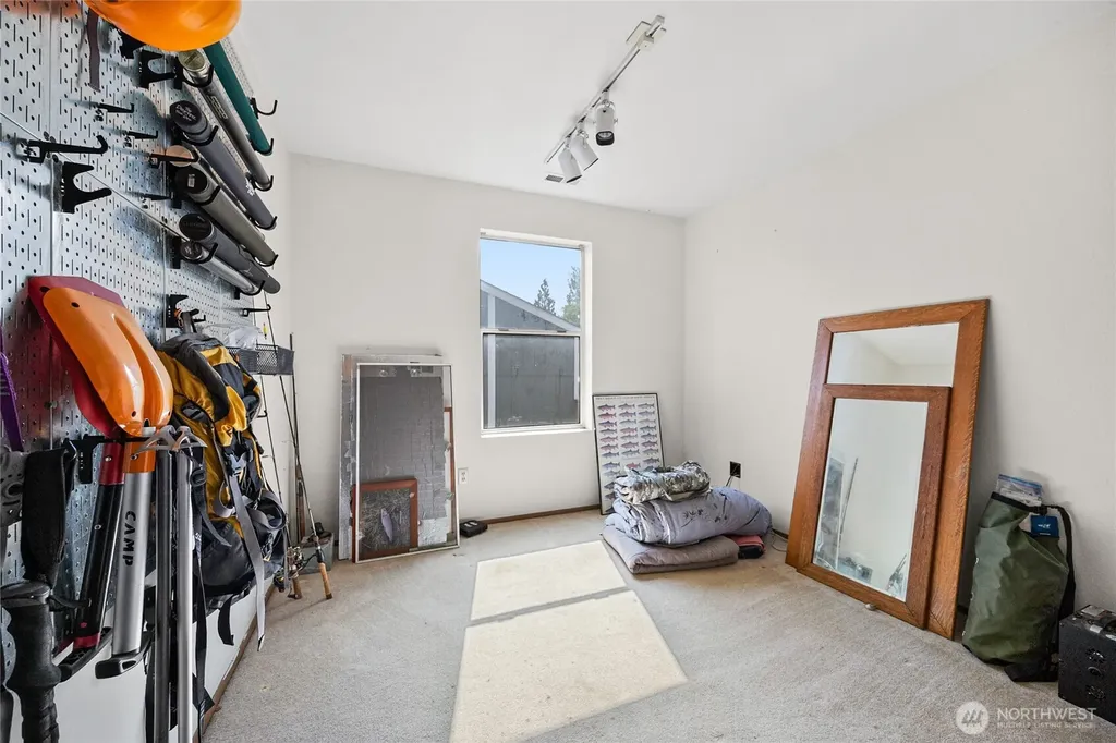 21815 SE 271st Street Maple Valley WA 98038
