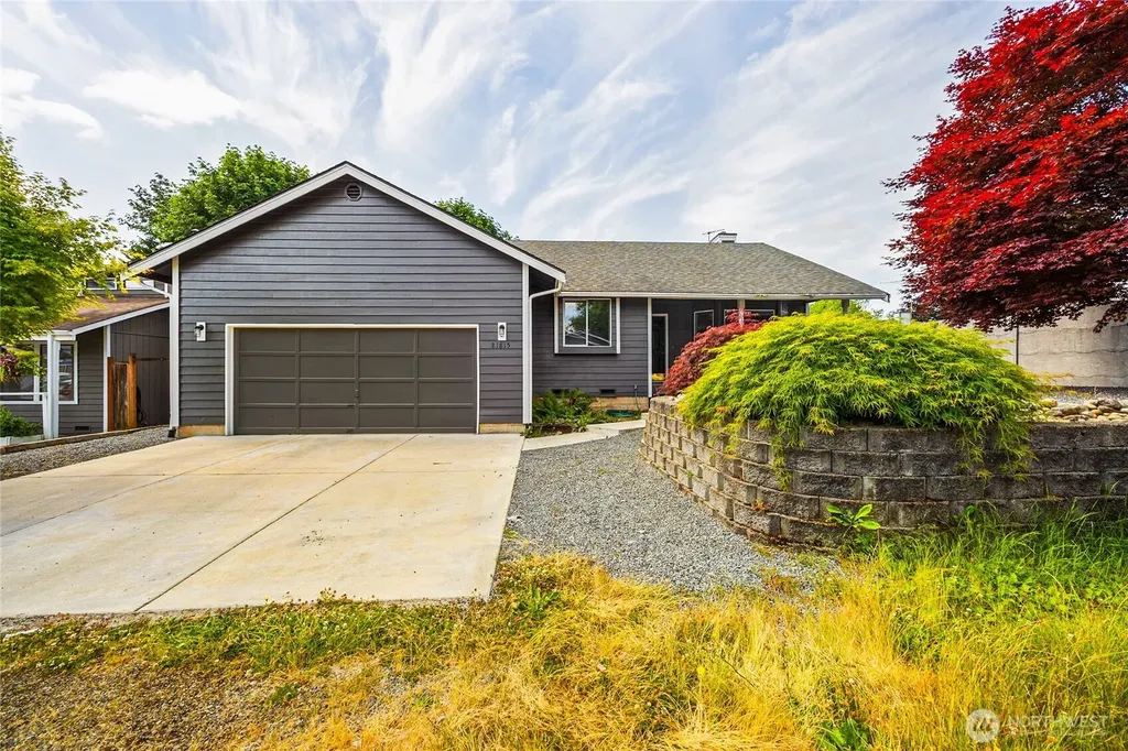 21815 SE 271st Street Maple Valley WA 98038