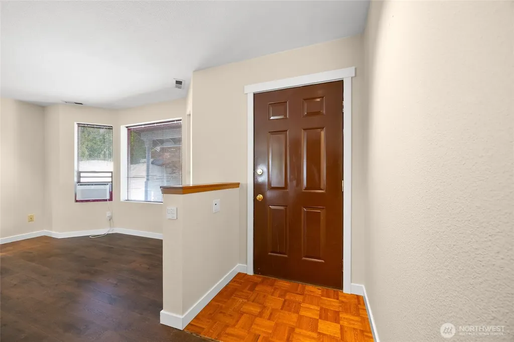 21815 SE 271st Street Maple Valley WA 98038