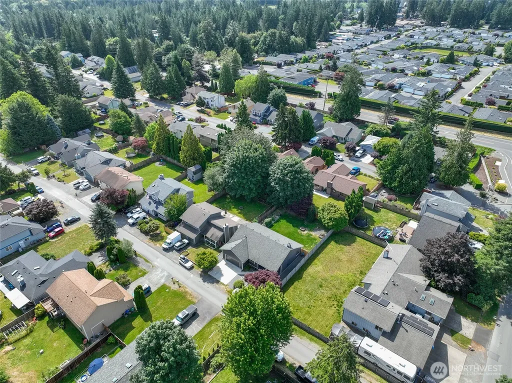 21815 SE 271st Street Maple Valley WA 98038