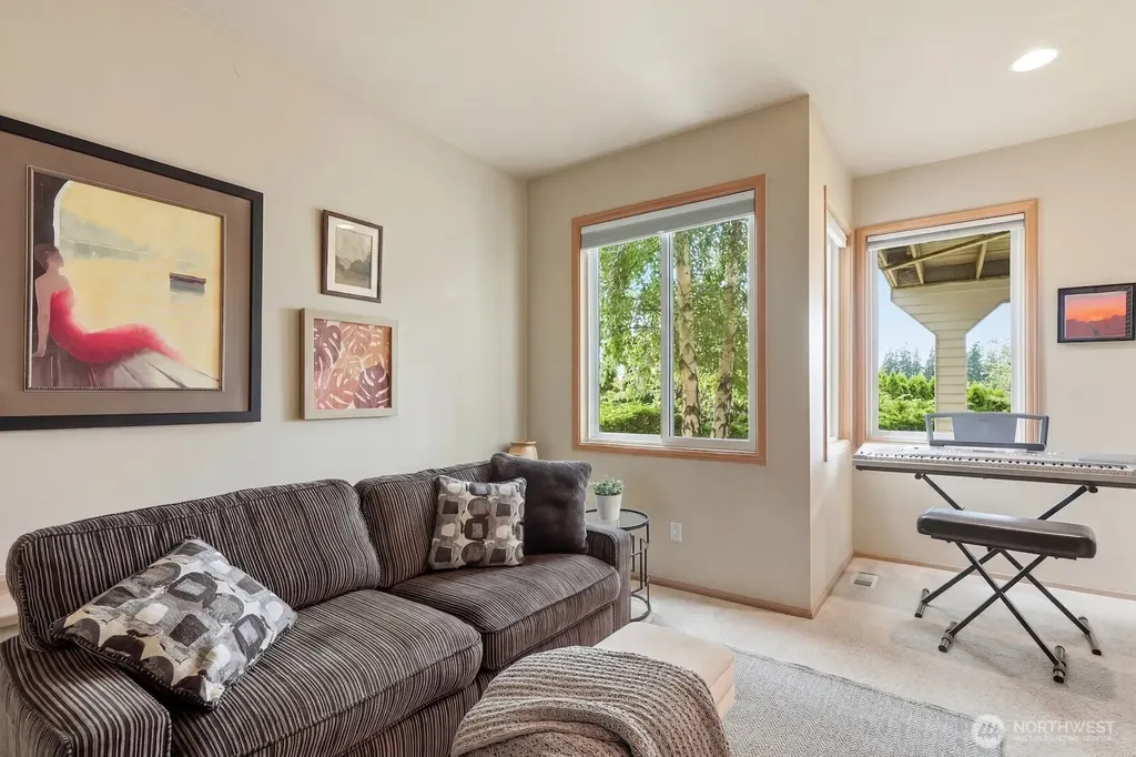 11924 59th Avenue W Mukilteo WA 98275