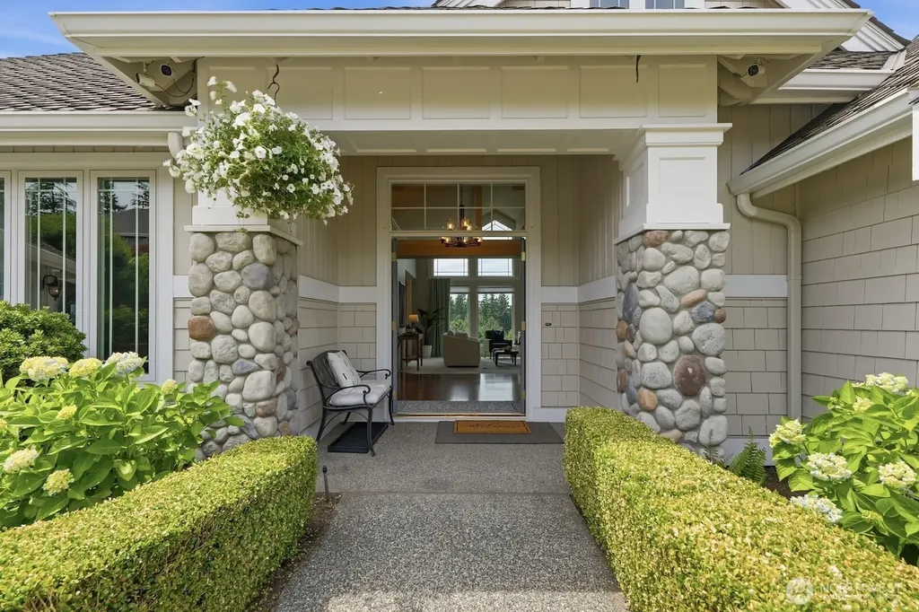 11924 59th Avenue W Mukilteo WA 98275