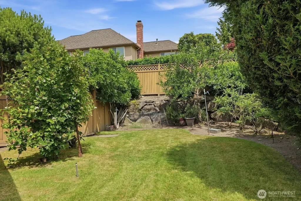 11924 59th Avenue W Mukilteo WA 98275