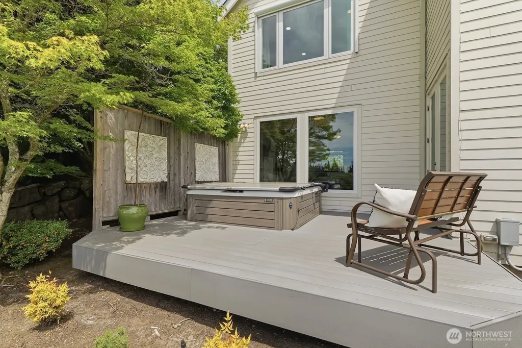 11924 59th Avenue W Mukilteo WA 98275