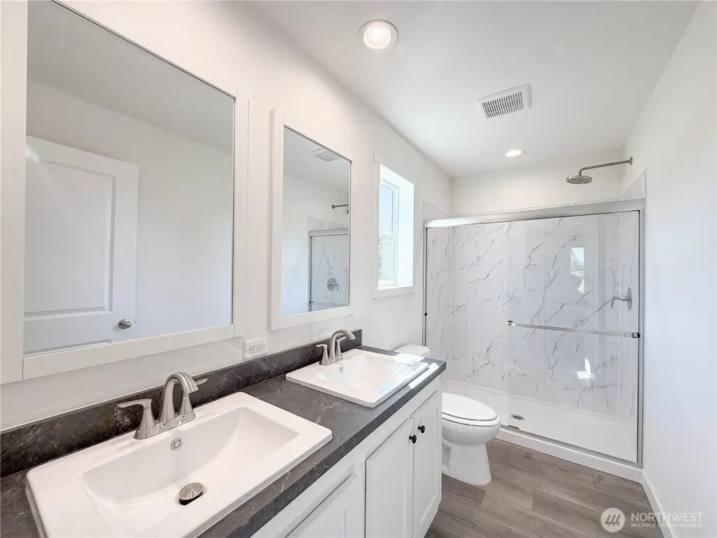 4565 Windemere Street Longview WA 98632